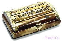 Bone Jewellery / Pill box - click here for large view